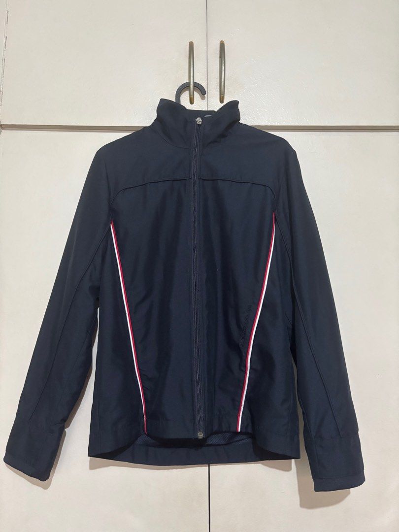 ESP Esprit Sports Jacket (Category: Coats, Jackets and Outerwear) located in Manila. Submitted by skyfl4kesdeclutter (Listing ID 1398774731, Image 2). Description: - Navy blue ESP Esprit Sports jacket - Full zip closure - Stand-up collar - Side pockets - Red and white stripes on the sides - Lightweight material, ideal for layering - Super nice yung fit di ko lang style 😞.