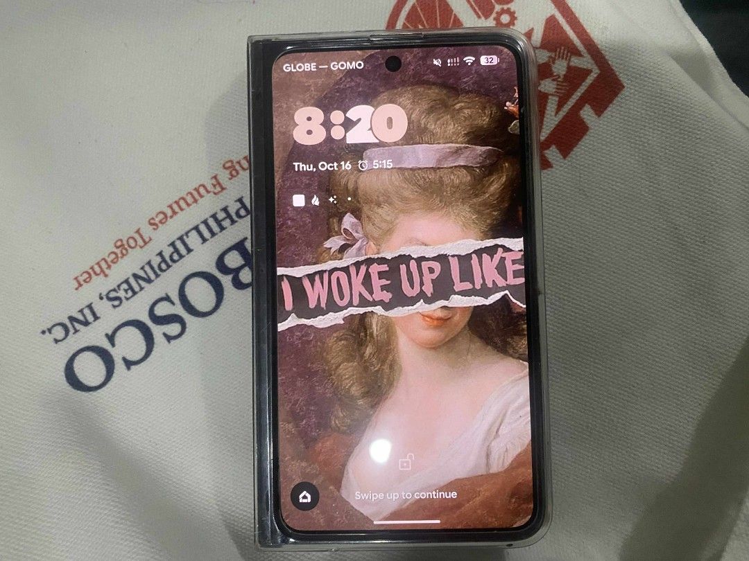 Google Pixel Fold (Category: Google Pixel) located in Binan City. Submitted by gwenifer (Listing ID 1398721804, Image 3). Description: Google Pixel Fold with Box and Cases 12/256g no issue call or text 09764566926 .