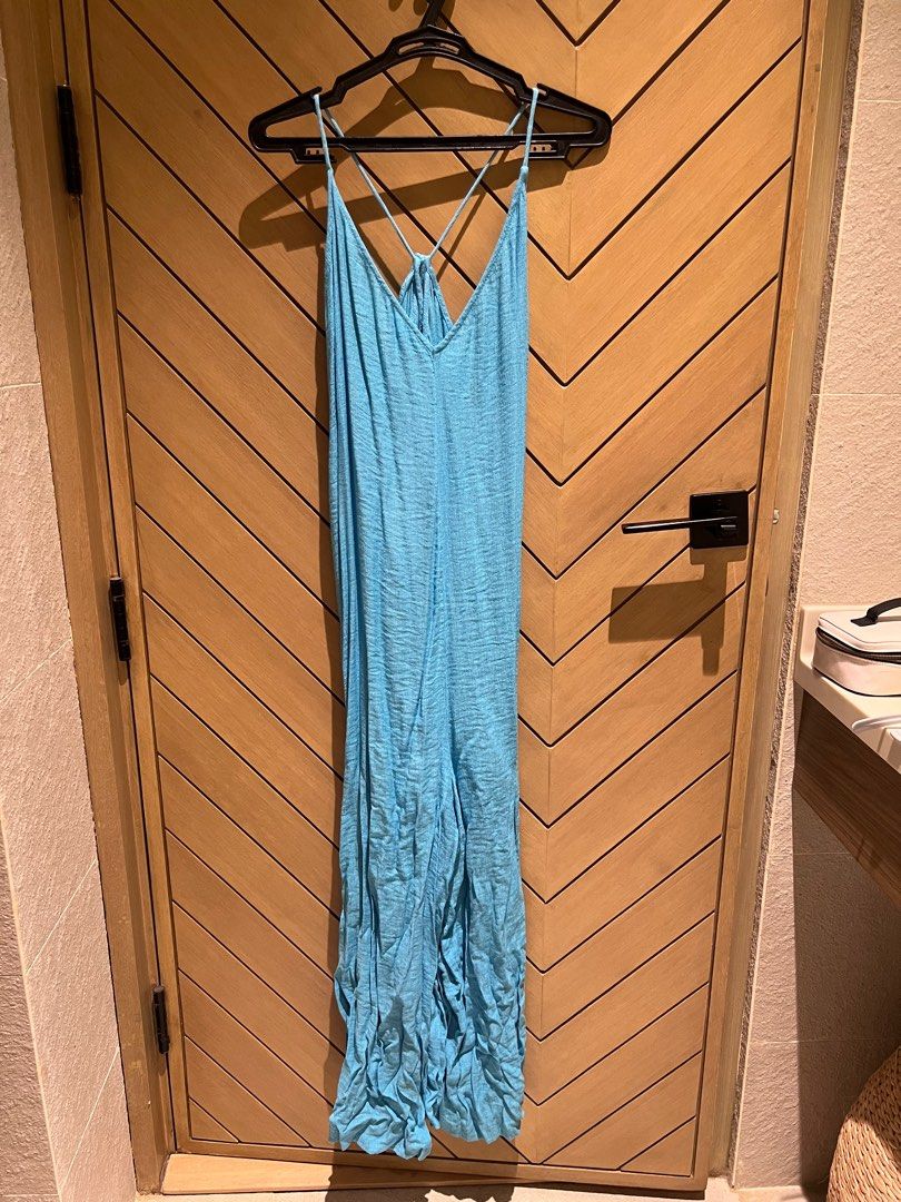 H&M Blue Linen Romper / Jumpsuit (Category: Jumpsuits) located in Cavite. Submitted by bg0407 (Listing ID 1398855290, Image 3). Description: - H&M Jumpsuit - Size: XL but fits most sizes. Can be for a flowy, relaxed fit for smaller frames - Color: Light Blue - Features: v neckline, spaghetti straps, open tied back design - Wide leg - Fabric: Textured linen blend Helping tags Abercrombie, Anthropologie, Aritzia, ASOS, Banana Republic, Bec + Bridge