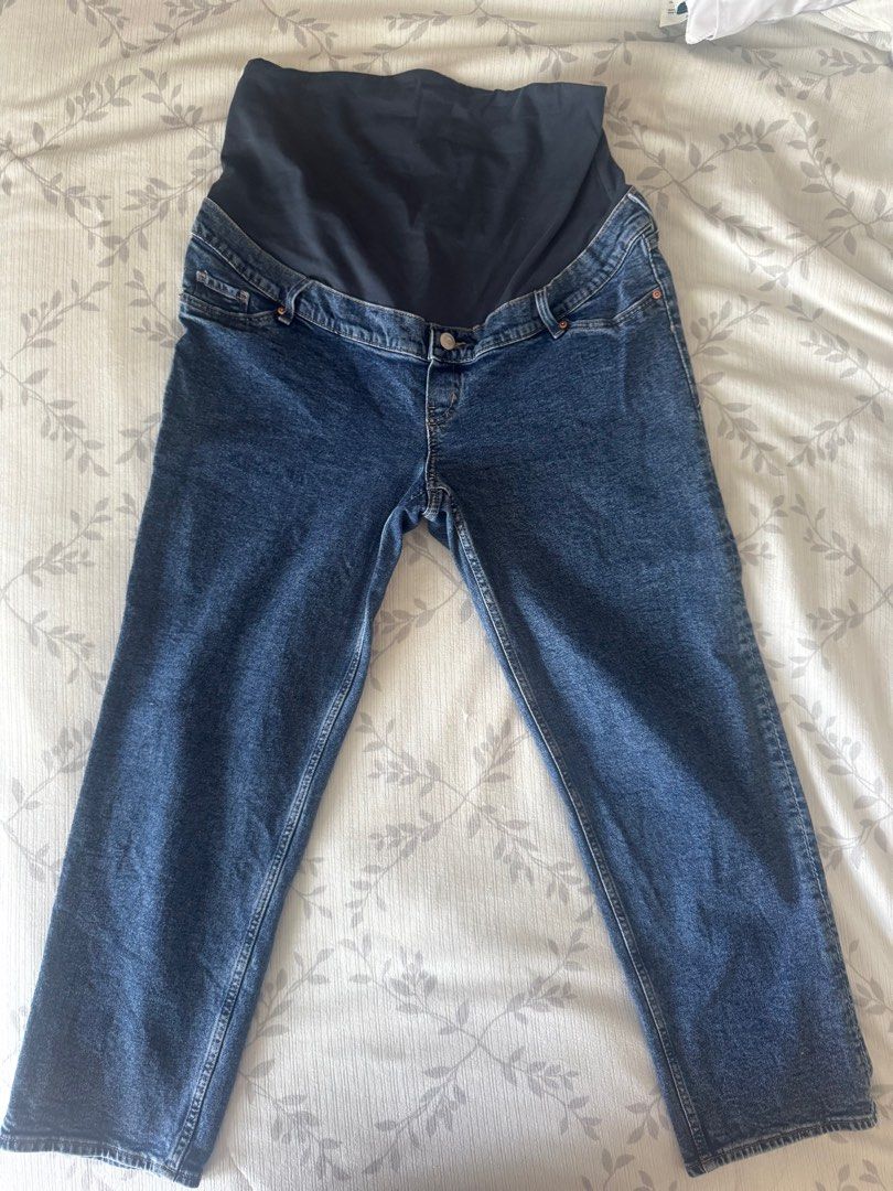 H&M Mama Straight Ankle Maternity Jeans (Category: Maternity wear) located in Cavite. Submitted by cielinesid (Listing ID 1398702504, Image 3). Description: - H&M Mama maternity jeans - Size: L - Color: Classic blue wash - Style: Straight leg - Features: Over-the-belly panel for comfort - Closure: Button and zipper - Perfect for expecting mothers Size: L (EUR 44–46 / US 12–14) Low hip: 100.5–107.5 cm Inside leg length: 74 cm.