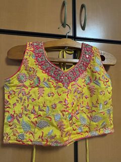 (Category: ) located in . Submitted by user005 (Listing ID 1398757666, Image 1). Description: .