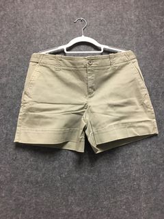 London Jean 女裝卡其色短褲 12 碼64186872773250110