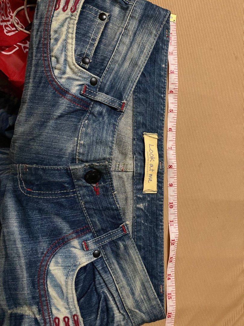 Look at me Low rise Flared Jeans (Category: Jeans) located in Manila. Submitted by _beyyy (Listing ID 1398822124, Image 3). Description: W: 32 in L: 40 in Hard denim No issue Still in really good condition Mom’s preloved ♡ ❌ No when worn photos ⚠️ Has that “closet” smell due to being stored for a long time. NO LP PAYMENT FIRST MOP: Gcash MOD: Lalamove / J&T Shipping fee will be shouldered by the buyer 📍Taguig (near bgc) .