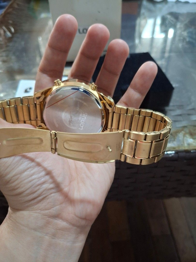 Lorus RW646AX9 watch (Category: Men's Watches) located in San Juan City. Submitted by louislane (Listing ID 1398776883, Image 3). Description: Bought In Europe. Reason for selling Wrong size sa kapatid ko. Gold hardware with extra link and box. Nakatago lang sa cabinet pwdeng pang Gift..
