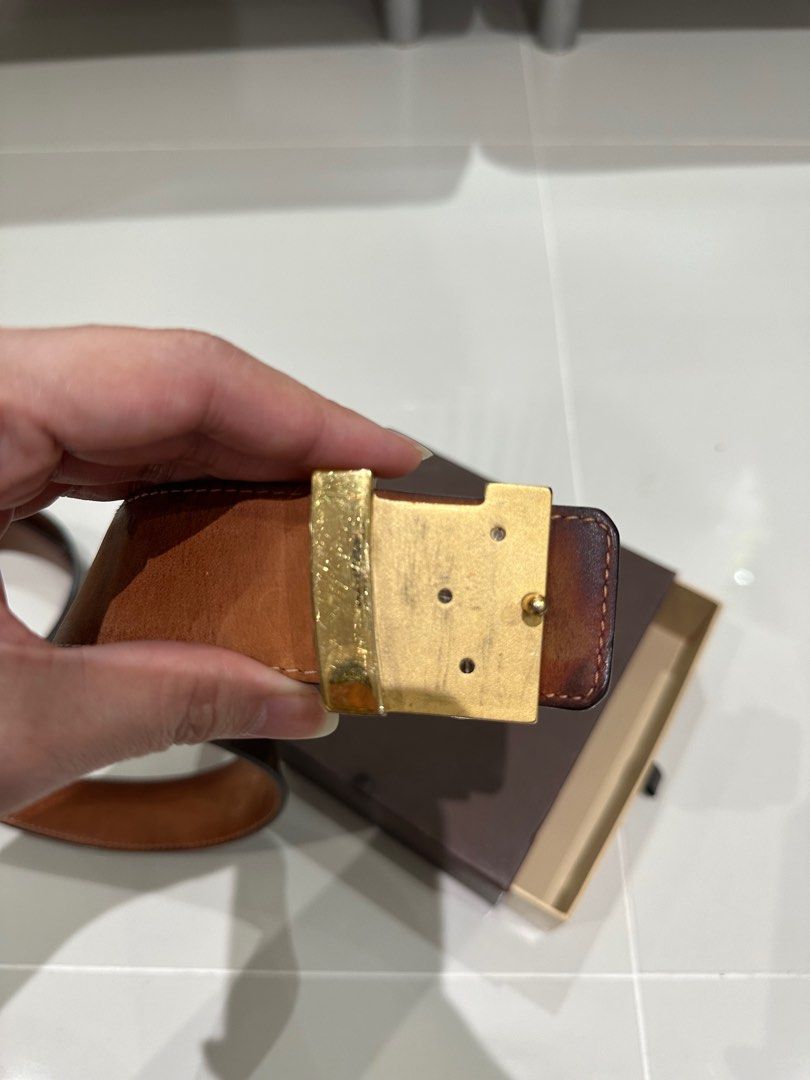 💯OG Louis Vuitton LV Initiales Belt (Category: Luxury Accessories) located in Pasig City. Submitted by roxannecawaling (Listing ID 1398783092, Image 3). Description: 💯OG LV 📍pasig Decluttering W/orig box .