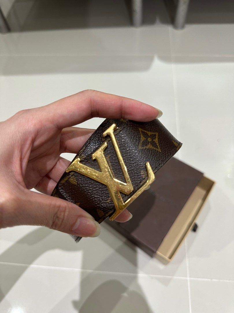 💯OG Louis Vuitton LV Initiales Belt (Category: Luxury Accessories) located in Pasig City. Submitted by roxannecawaling (Listing ID 1398783092, Image 2). Description: 💯OG LV 📍pasig Decluttering W/orig box .