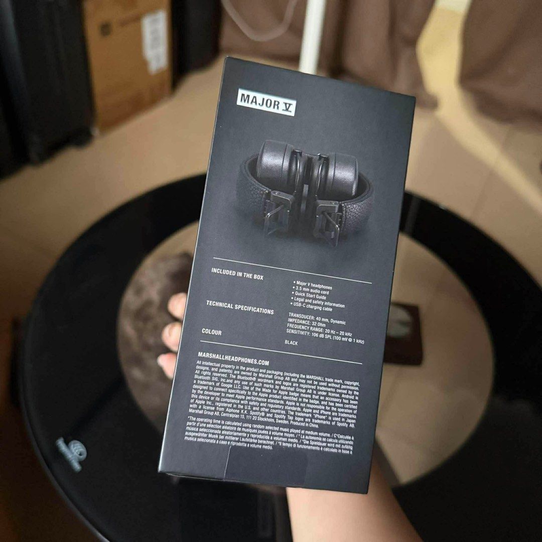 Marshall Major V Bluetooth Headphone Authentic from Beyond the Box (Category: Headphones & Headsets) located in Quezon City. Submitted by rcstny (Listing ID 1398790036, Image 3). Description: Marshall Major V Bluetooth Headphone Authentic from Beyond the Box Brand new sealed. ₱7k only. .
