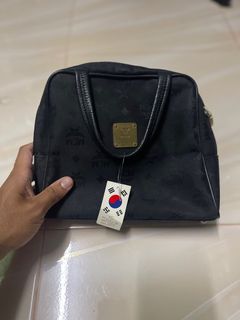 (Category: ) located in . Submitted by asyraf_am (Listing ID 1398867045, Image 1). Description: .