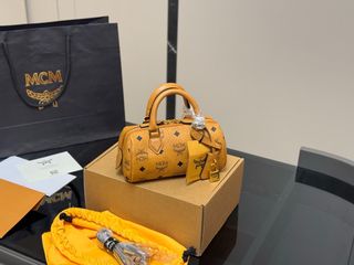 💎品質保障💎mcm Ella 枕頭包64182961900803110