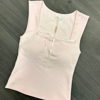 (Category: ) located in . Submitted by fashiii0n (Listing ID 1398811071, Image 1). Description: .