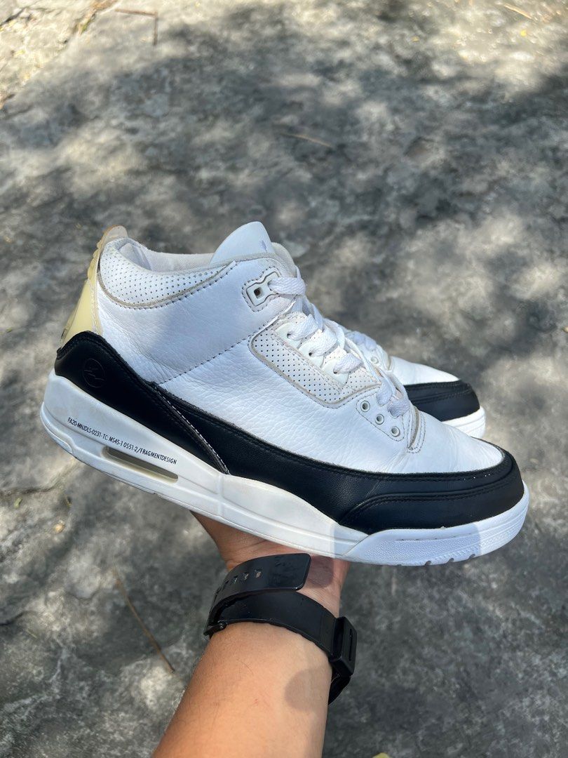 Nike Air Jordan Fragment Design (Category: Sneakers) located in Bacolod City. Submitted by kit.duff (Listing ID 1398711701, Image 3). Description: - Nike Air Jordan Fragment Design sneakers - Color: White and Black - Size: US 9.5, EUR 43, UK 8.5 - Production Date: 02/03/2021 - Features Fragment Design logo on the heel.