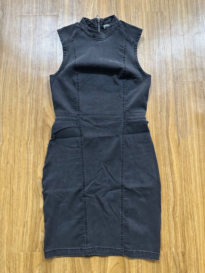 Noisy May Denim Dress (Category: Dresses) located in Caloocan City. Submitted by MSCloset_ (Listing ID 1398749363, Image 1). Description: .