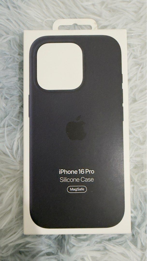 Original apple silicone case i phone 16 pro (Category: Cases & Sleeves) located in Lipa City. Submitted by dennis41 (Listing ID 1398823582, Image 1). Description: In good condition No scratches no sign of fading .