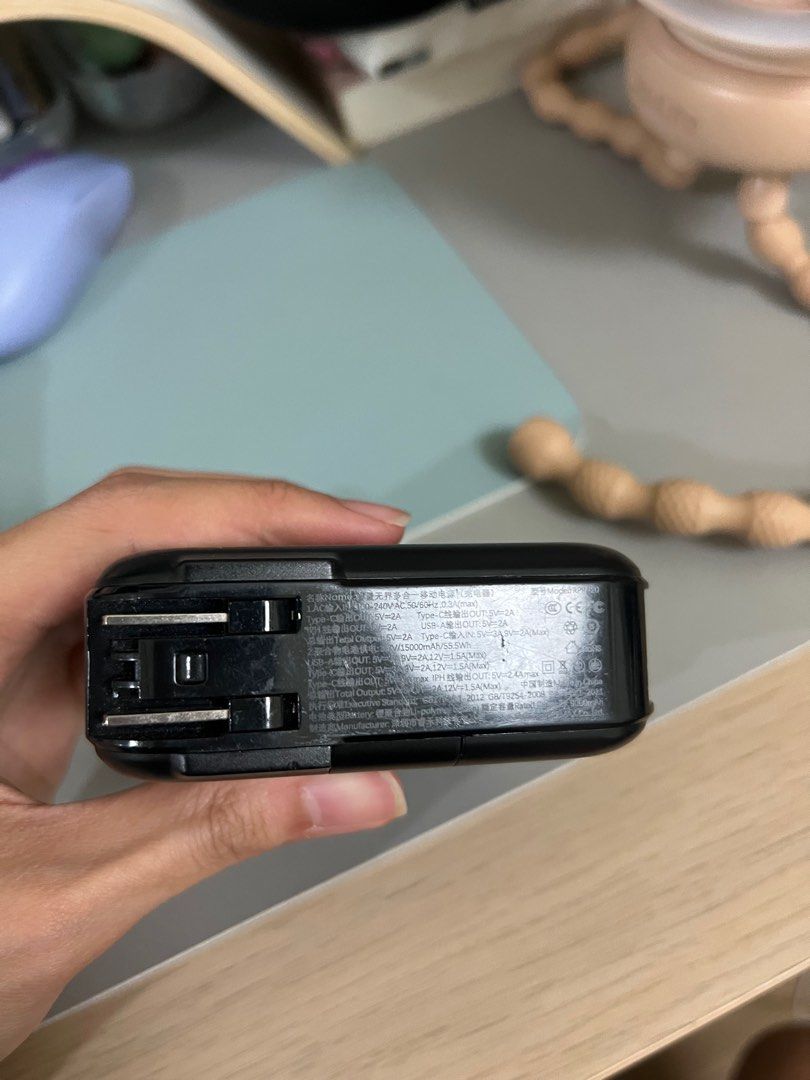 Remax Powerbank 9000mAh (Category: Cables & Adaptors) located in Manila. Submitted by declutter_gurl (Listing ID 1398797175, Image 2). Description: rfs: upgraded my powerbank Can also be an adapter 9000mAh.