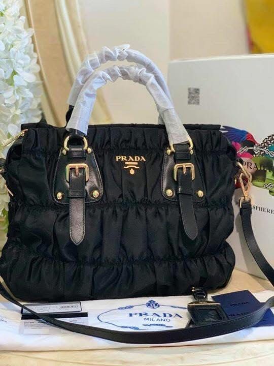 💕Sale🫶Prada Gaufre (Category: Luxury Bags & Wallets) located in Manila. Submitted by trendyfindscitrine (Listing ID 1398742608, Image 1). Description: What you see is what you get.