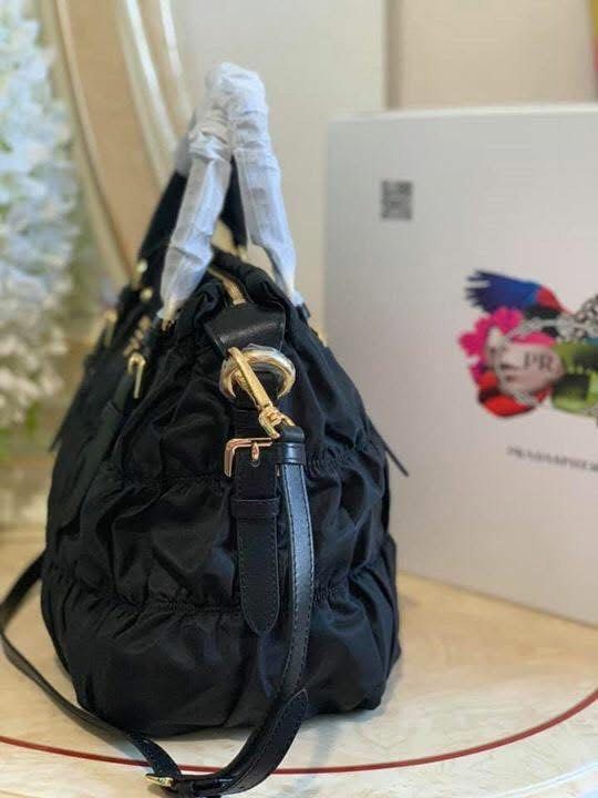 💕Sale🫶Prada Gaufre (Category: Luxury Bags & Wallets) located in Manila. Submitted by trendyfindscitrine (Listing ID 1398742608, Image 3). Description: What you see is what you get.