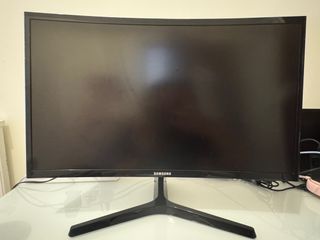 Samsung C24F396FHC 24-inch Curved Monitor64182486315650110