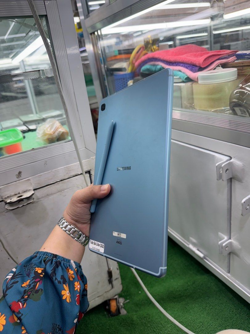 Samsung Tab S6 Lite 128gb w/ sim (Category: Android) located in San Juan City. Submitted by javedsgadgetshop (Listing ID 1398812602, Image 2). Description: INSTALLMENT OPTIONS : SPAY LATER / GGIVES / CREDIT CARD! WE BUY AND SELL SO PWEDE MAGBINTA OR SWAP ! Quick Specs : 💵 Samsung Tab S6 Lite •128gb •NTC Variant •Good batt health •Factory Unlock •95% Smoothness •No hidden issue | No Repaired •100% Authentic | Not Refurbished •w/ PEN Charger & sto