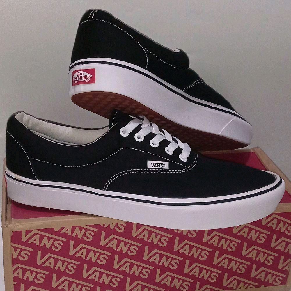 Sepatu Vans Era Comfy Cush Black White Size 44 Classic Hitam Putih Original  Comfycush Ori Sneakers Essensole Ultra
