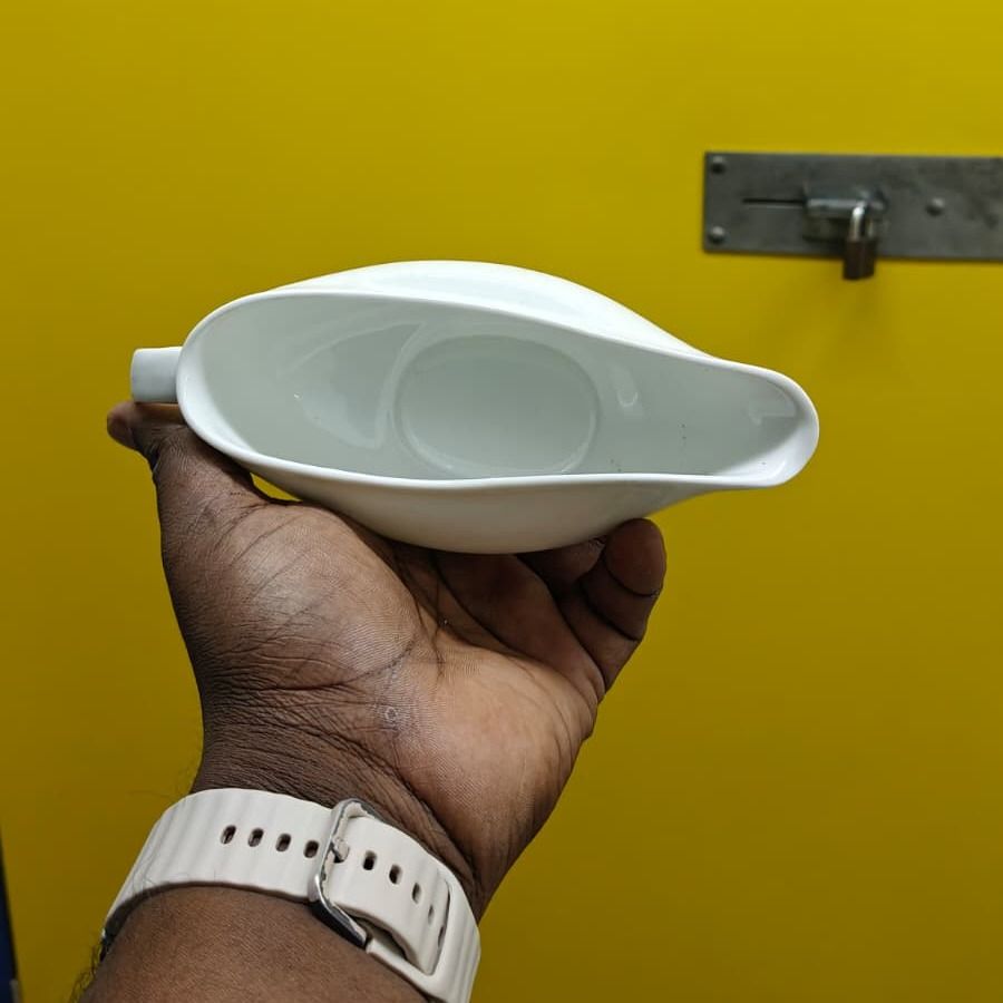 Serving Plates Assorted (Category: Dinnerware & Cutlery) located in Singapore. Submitted by lostinparadise93 (Listing ID 1398740590, Image 3). Description: Used once. Have multiple pieces, pls PM for count.