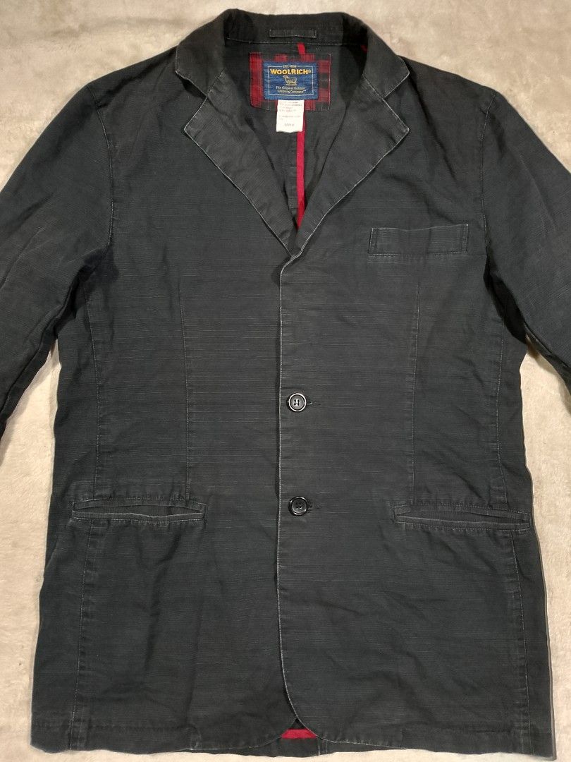 Vintage Y2K Woolrich men's utility work chore jacket blazer jacket (Category: Coats, Jackets and Outerwear) located in Cadiz. Submitted by comradstuff (Listing ID 1398803568, Image 2). Description: Vintage Y2K Woolrich utility work wear blazer w 20 " l 29".