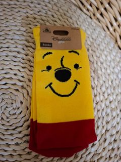 香港迪士尼Winnie the Pooh成人長襪（23-25cm）超值，勿議價64189507160450110