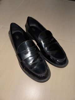 Zara黑色皮鞋64190437924609110