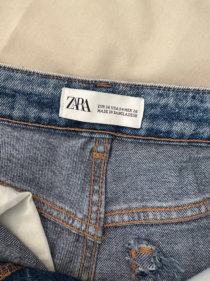 Zara Denim Shorts (Category: Shorts) located in Paranaque City. Submitted by giatorres (Listing ID 1398711816, Image 3). Description: .