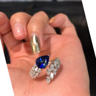 水滴型18 k金鑽石戒指訂造｜培育寶石介指｜實驗室培育寶石托  濠師傅珠寶設計改造｜尖沙咀店｜WTS 62769039 本土工藝｜自設工廠64201644066305110