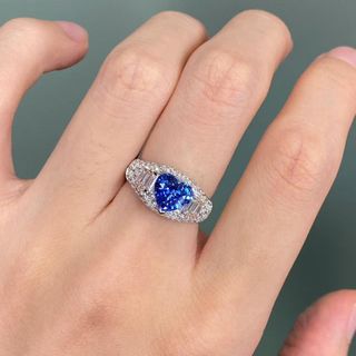 Heart-shaped Blue Sapphire 18K Gold Diamond Ring Customization | Lab-grown Gemstone Ring | Laboratory-created Gem Setting | WTS Master Jewelry Design & Modification | Tsim Sha Tsui Store | WTS 62769039 Local Craftsmanship | In-house Factory64201644029571110