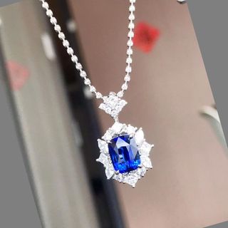 祖母綠型藍寶石18 k金鑽石耳環訂造｜培育寶石吊墜｜實驗室培育寶石托  濠師傅珠寶設計改造｜尖沙咀店｜WTS 62769039 本土工藝｜自設工廠64201859456131110