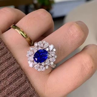 鵝蛋型藍寶石18 k金鑽石戒指訂造｜培育寶石介指｜實驗室培育寶石托  濠師傅珠寶設計改造｜尖沙咀店｜WTS 62769039 本土工藝｜自設工廠64202088488963110