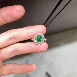祖母綠橢圓型18 k金鑽石戒指訂造｜培育寶石介指｜實驗室培育寶石托  濠師傅珠寶設計改造｜尖沙咀店｜WTS 62769039 本土工藝｜自設工廠64202088459651110