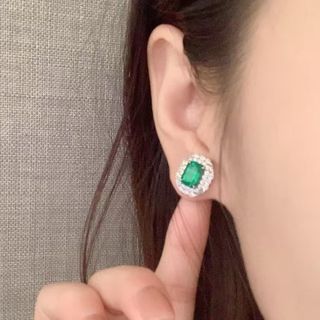 祖母綠長方型18 k金鑽石耳環訂造｜培育寶石耳環｜實驗室培育寶石托  濠師傅珠寶設計改造｜尖沙咀店｜WTS 62769039 本土工藝｜自設工廠64202680041346110