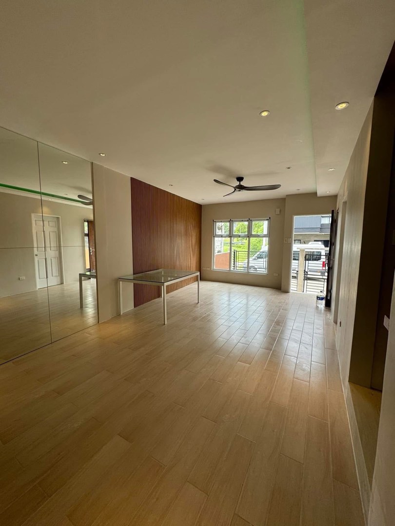 (Category: ) located in . Submitted by broker.abramos (Listing ID 1398989826, Image 1). Description: .