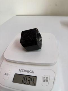 黑碧璽原石64200822220289110