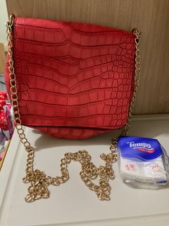 紅色鱷魚紋鏈條包64205029219459110