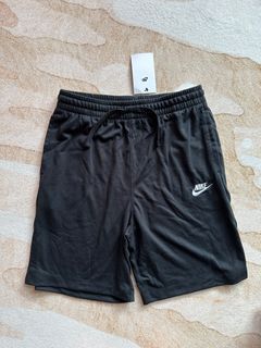 全新 澳洲 Nike 大童 童裝 Kids Youth 黑色 Black 女童 男童 女裝 刺繡 Logo 短褲 五分褲 運動褲 Shorts Short Sportswear Adidas Under Armour Alo Lululemon 運動短褲64198416968577110