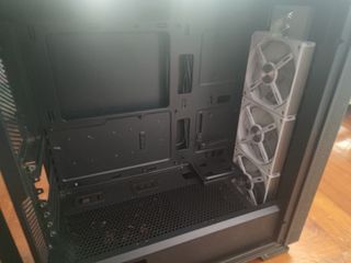 抽拉側透機箱 Vampic 300R + 3x AL120 Lianli Fans64197765420291110
