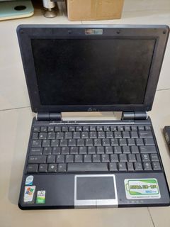 ASUS 筆記型電腦64196897791106110