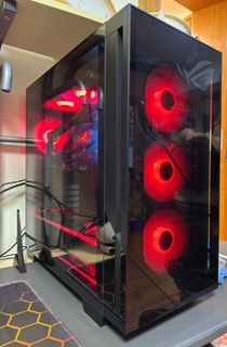 ASUS ROG G700 Gaming PC