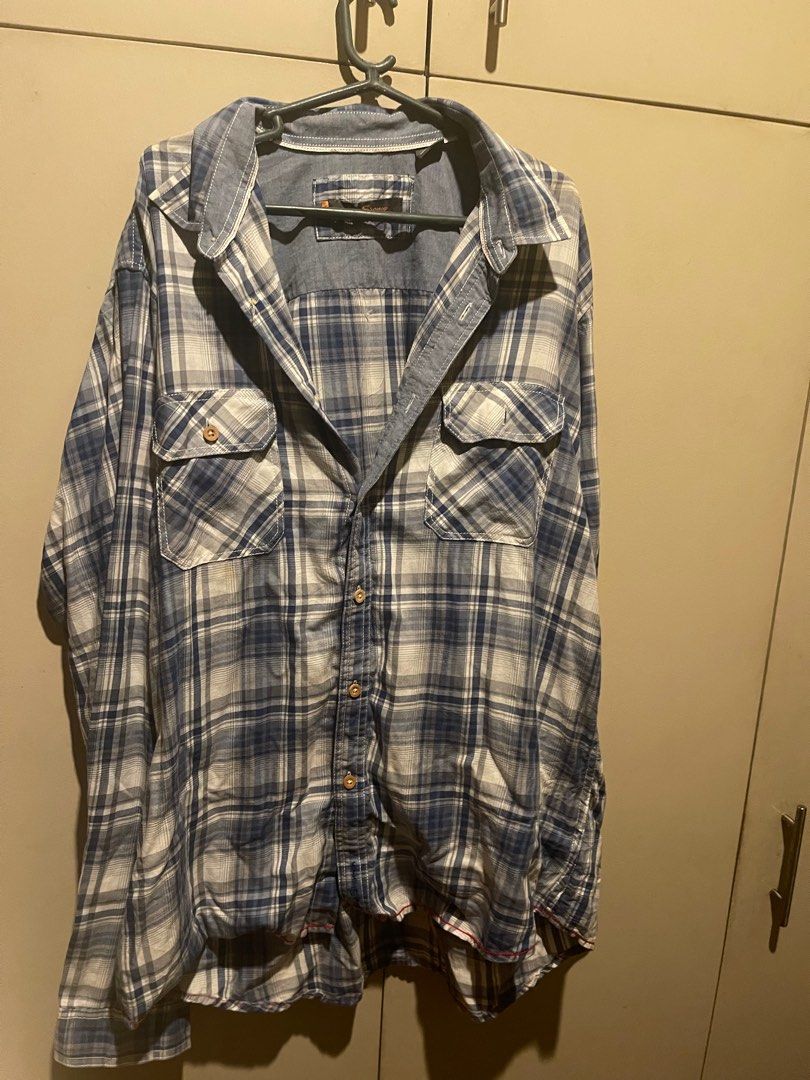 Ben Sherman Polo Long Sleeve (Category: Tshirts & Polo Shirts ) located in Malabon City. Submitted by mph_thrift (Listing ID 1399013766, Image 1). Description: Size XL.