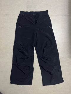 Black nylon flared Pants 黑色尼龍喇叭褲64202271813505110