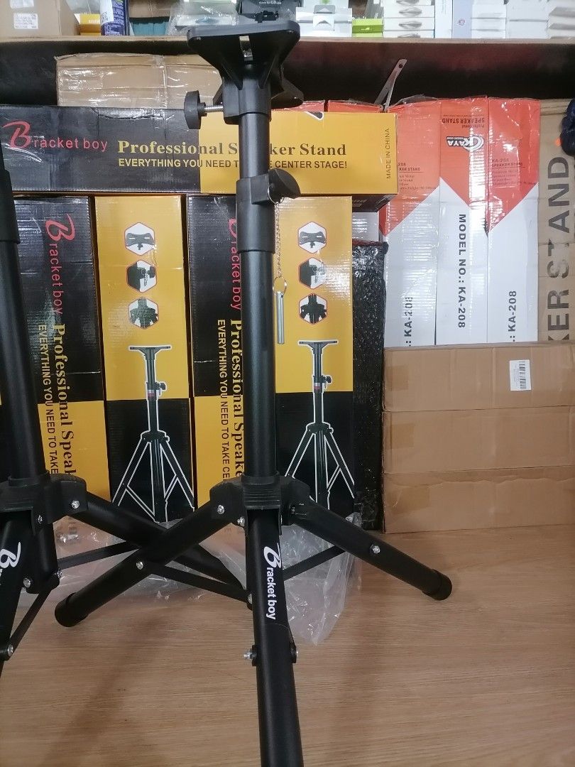 Bracketboy Professional Speaker Stand (Category: Soundbars, Speakers & Amplifiers) located in Cebu City. Submitted by gracemarvin06 (Listing ID 1398931064, Image 3). Description: - Bracketboy speaker stands - Black color - Adjustable height - Sturdy and reliable - Easy to set up and take down - Suitable for various events and venues.