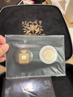 Chanel 襟章64205749733635110