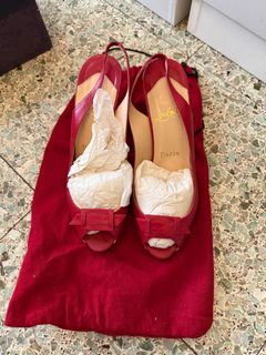 Christian Louboutin 紅色高跟鞋64196707129347110