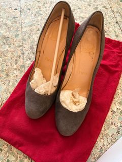 Christian Louboutin 灰色高跟鞋64196707109762110