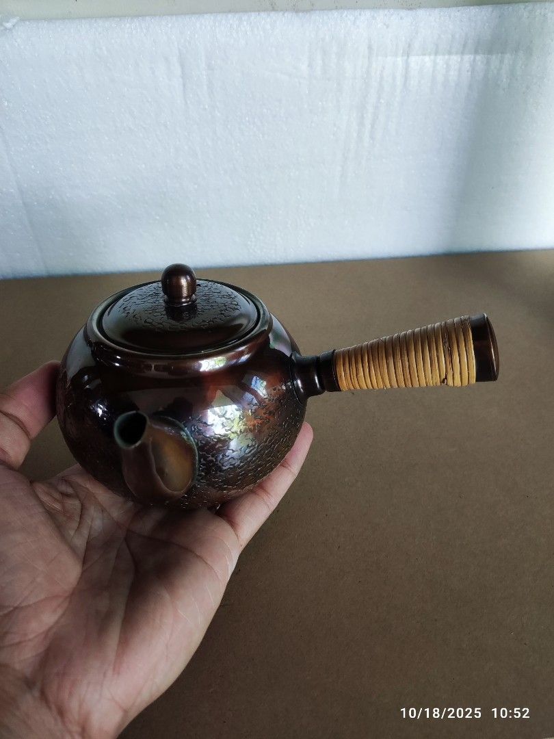 Copper Teapot (Category: Coffee & Tea Tableware) located in Tagum. Submitted by cs1907 (Listing ID 1398888625, Image 3). Description: .