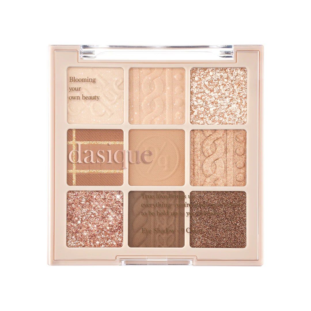 Dasique Knit Beige Eyeshadow Palette (Category: Makeup) located in Manila. Submitted by uuusong (Listing ID 1399022184, Image 1). Description: Bought in Korea 2024! Lightly used, neutral to warm tone friendly.