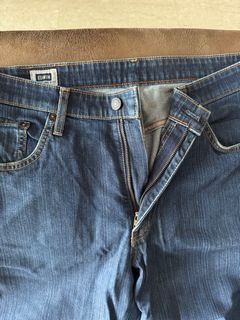 (Category: ) located in . Submitted by 2015jpkuma (Listing ID 1398921280, Image 1). Description: .